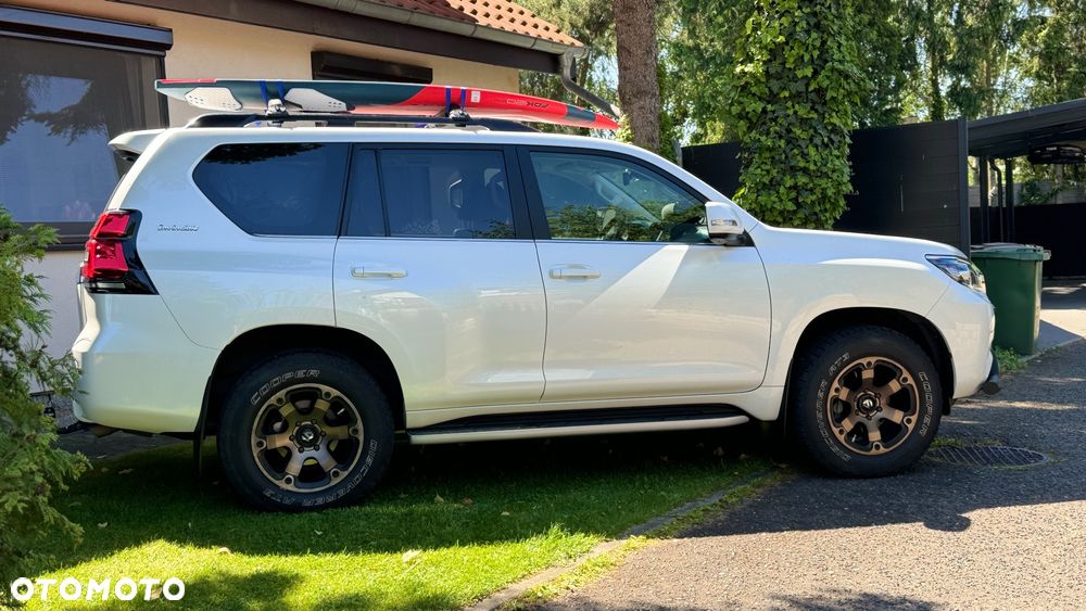 Toyota Land Cruiser LC 2.8 D-4D Invincible - 1