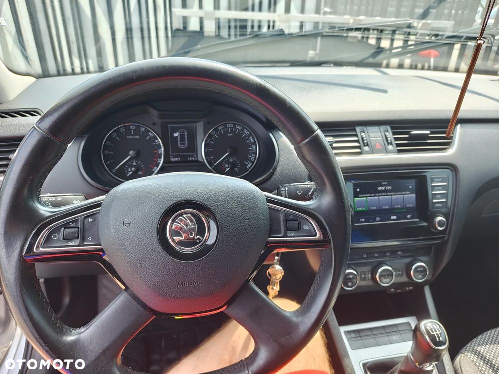 Skoda Octavia 1.6 TDI Ambition - 6