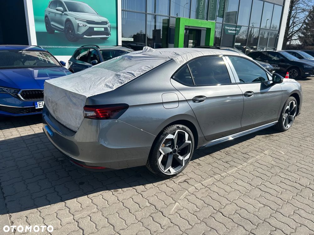 Skoda Superb 2.0 TDI SCR Sportline DSG - 4