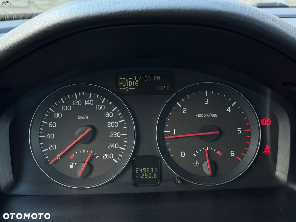 Volvo V50 1.6D DRIVe Momentum - 27