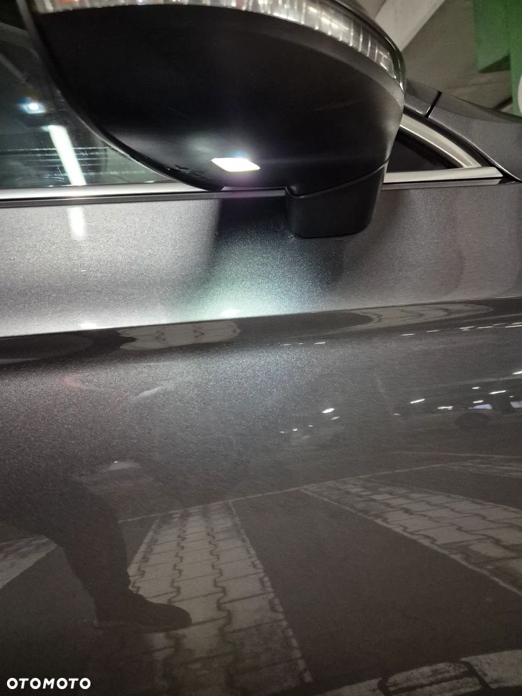 Volkswagen Passat - 15
