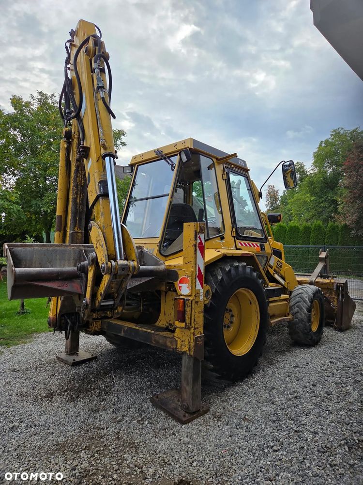 Caterpillar CAT 428B - 2