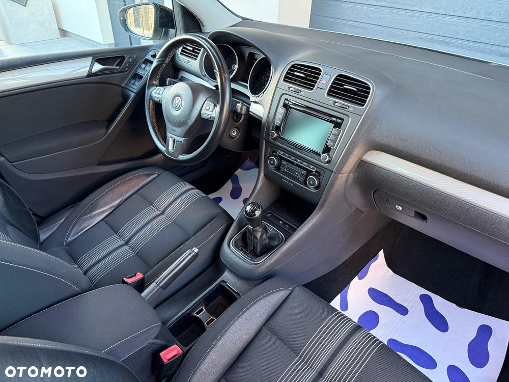 Volkswagen Golf - 12