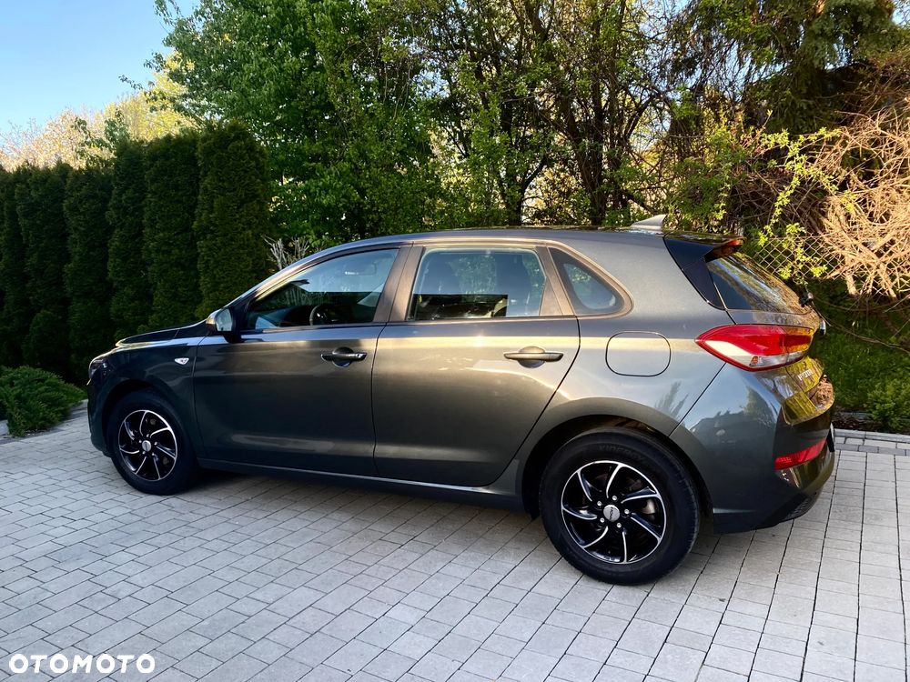 Hyundai i30 - 16