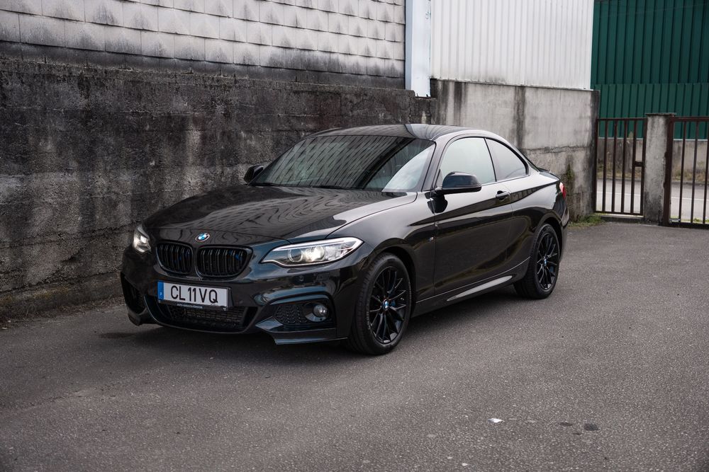 BMW 225
