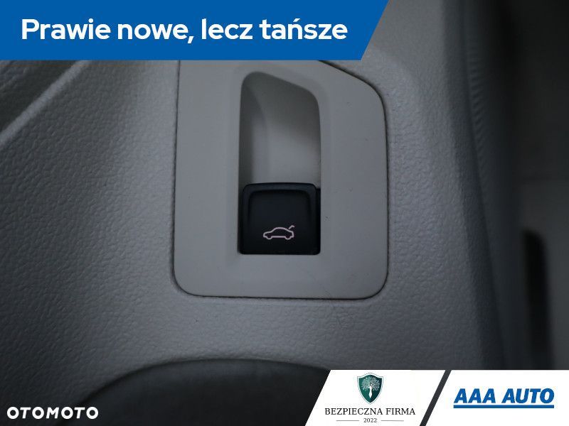 Volkswagen Passat - 23