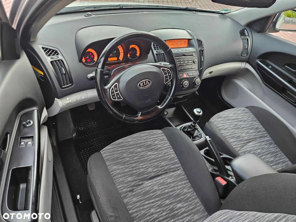 Kia Ceed 1.6 CVVT Edition 7 - 8