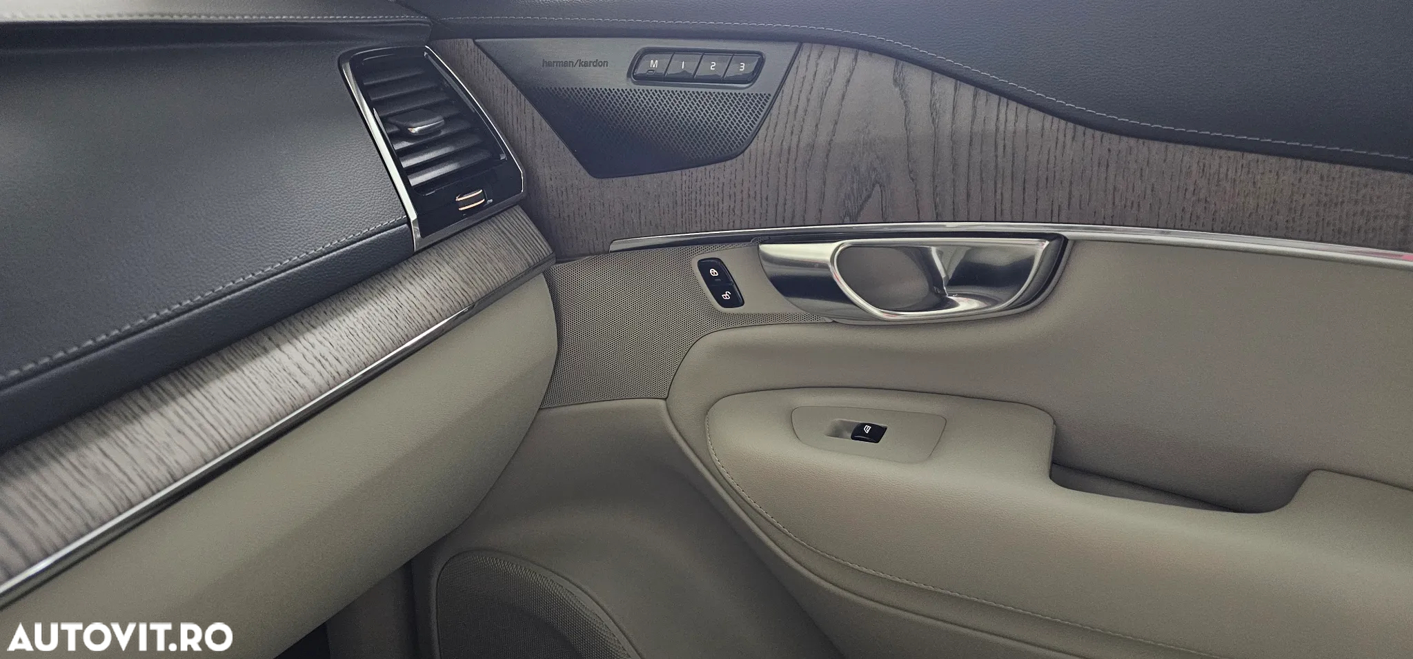 Volvo XC 90 Recharge T8 eAWD Inscription - 24
