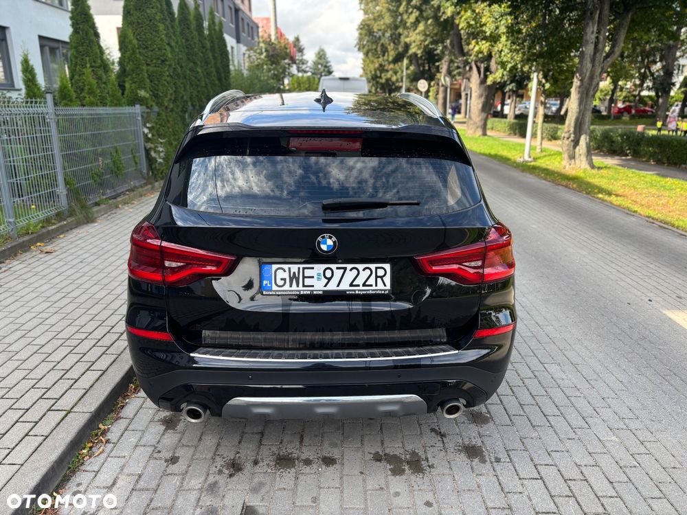 BMW X3 xDrive20d Luxury Line - 13