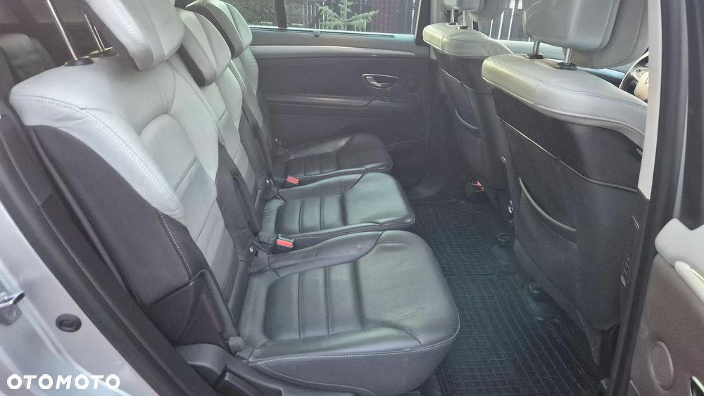 Renault Espace 1.6 dCi Energy Initiale Paris EDC 7os - 22