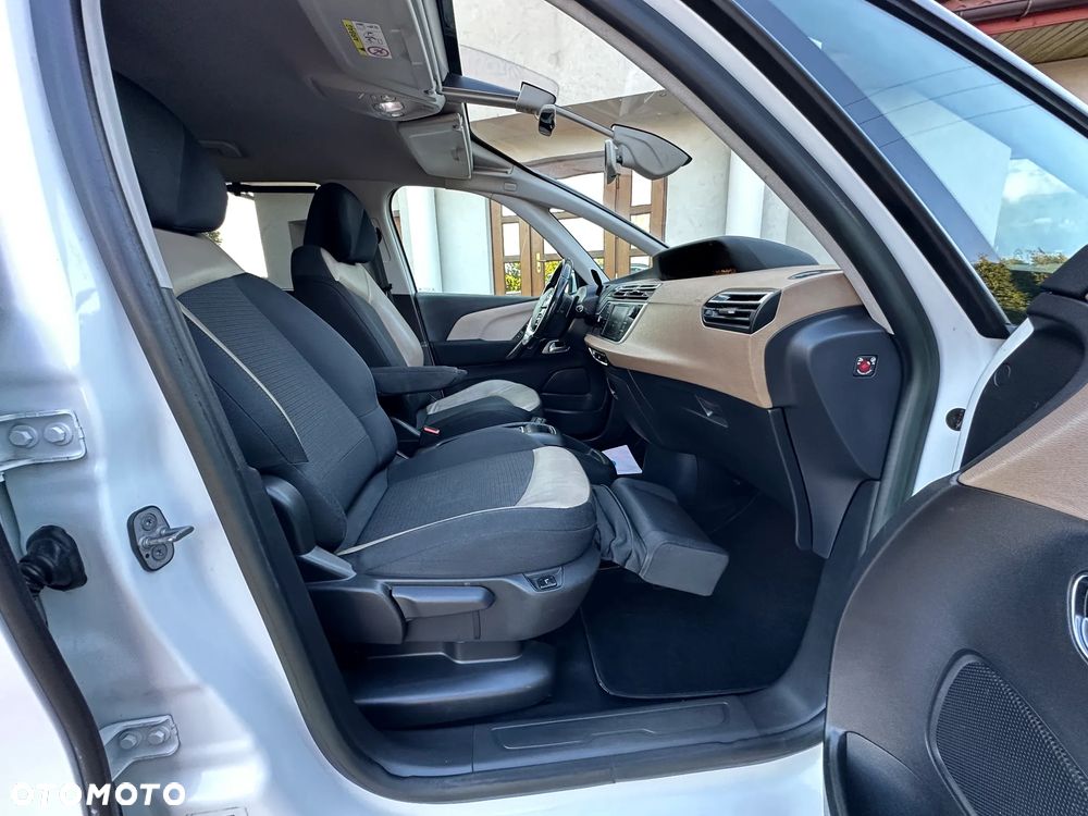 Citroën C4 Picasso e-HDi 115 ETG6 Exclusive - 24