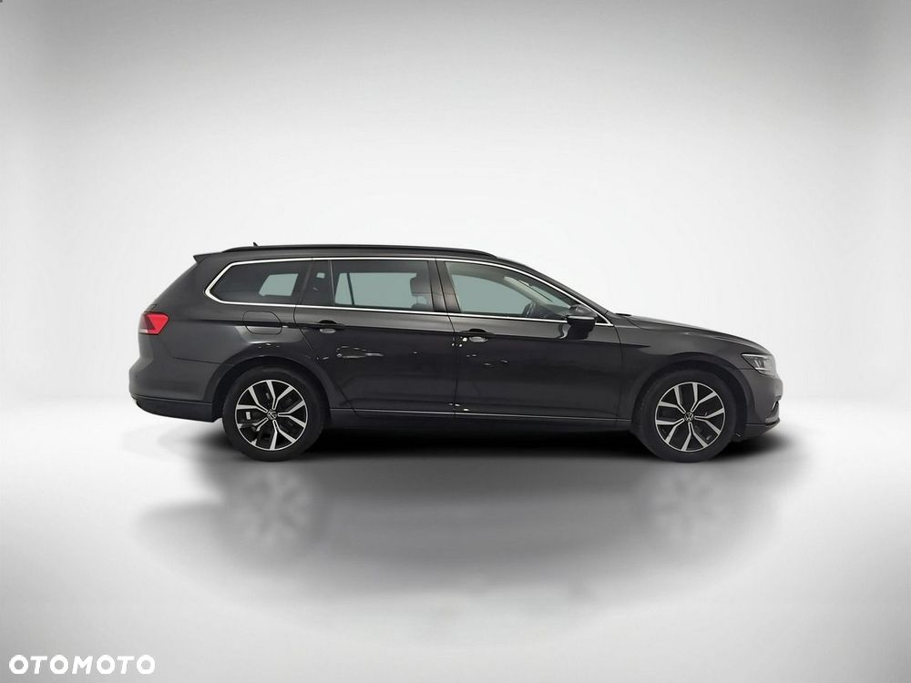 Volkswagen Passat Variant 1.5 TSI EVO Business DSG - 6