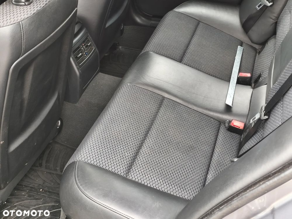 BMW Seria 3 320d - 10