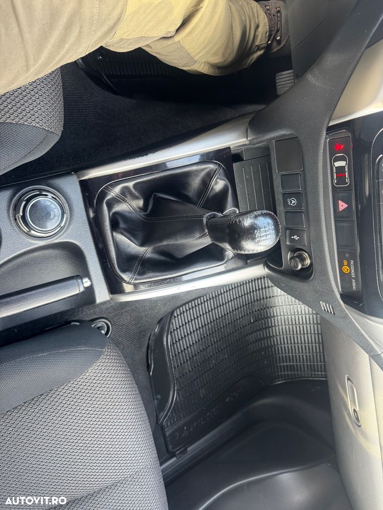 Mitsubishi L200 - 24