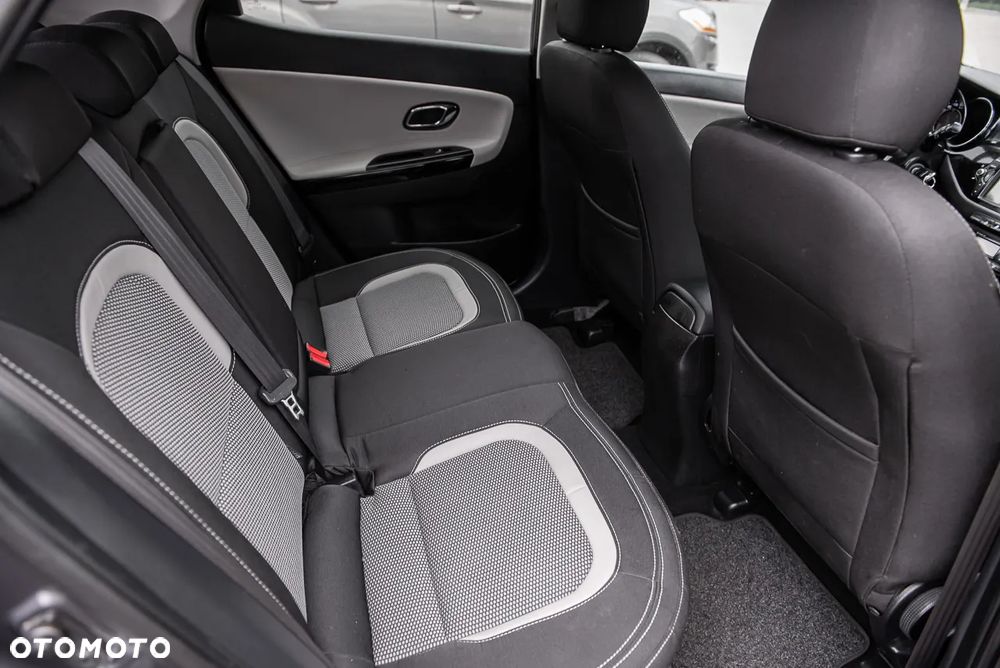 Kia Ceed - 28