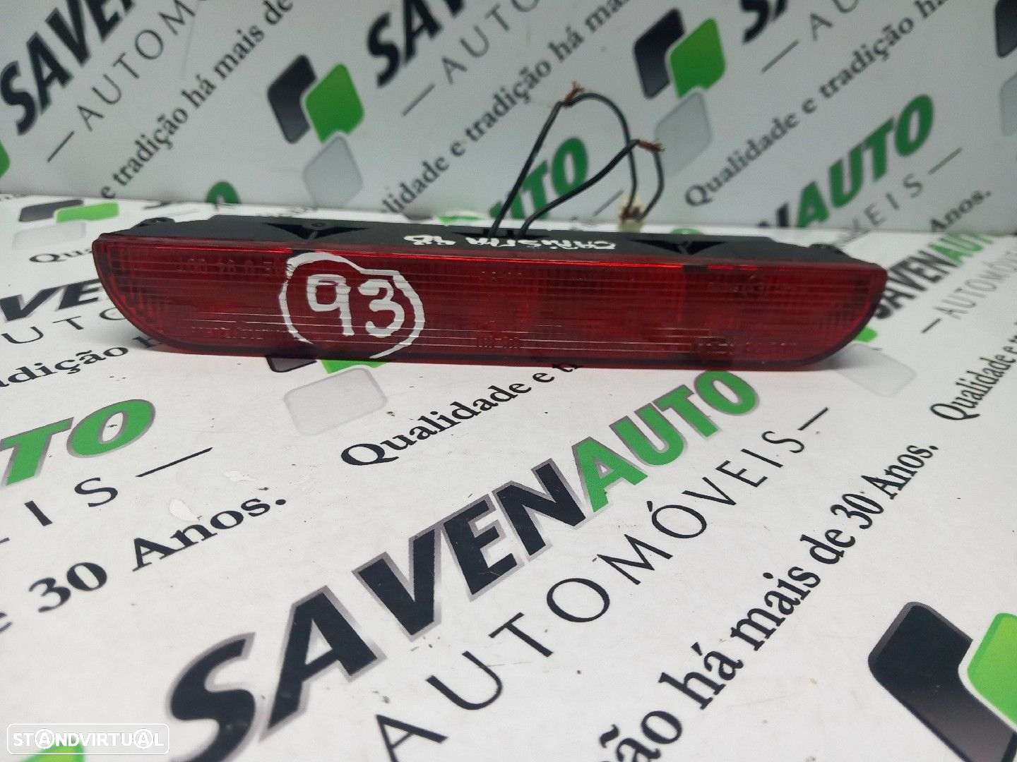 3º Stop Mitsubishi Carisma (Da_) - 2