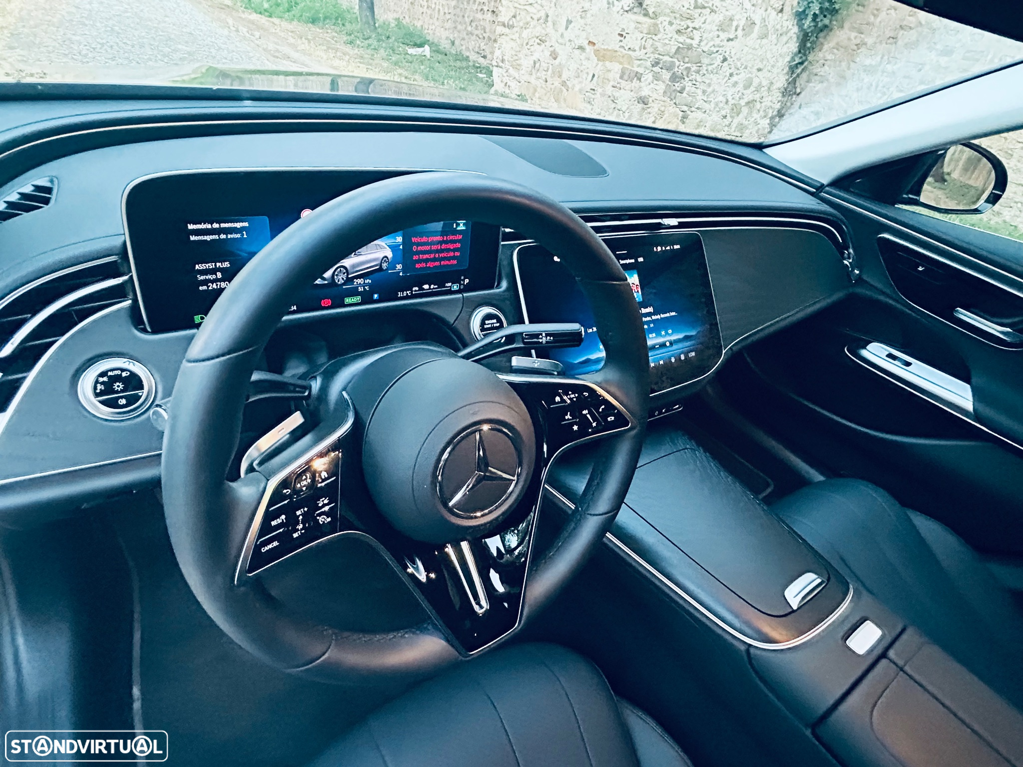 Mercedes-Benz E 300 e Avantgarde - 12