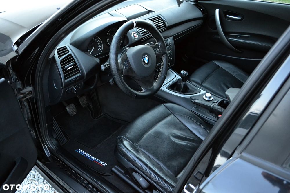 BMW Seria 1 120d DPF - 11