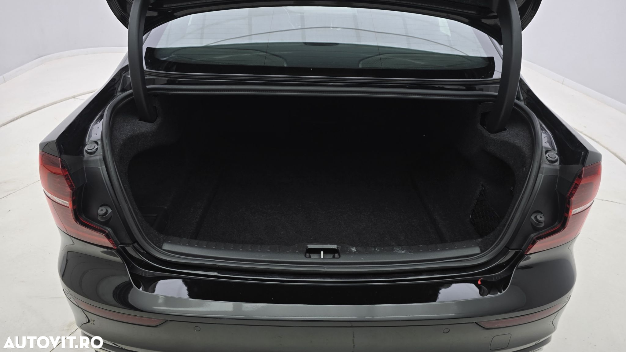 Volvo S60 - 25