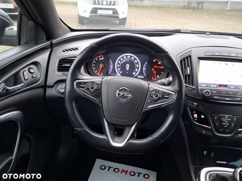 Opel Insignia 1.6 T Cosmo S&S - 9