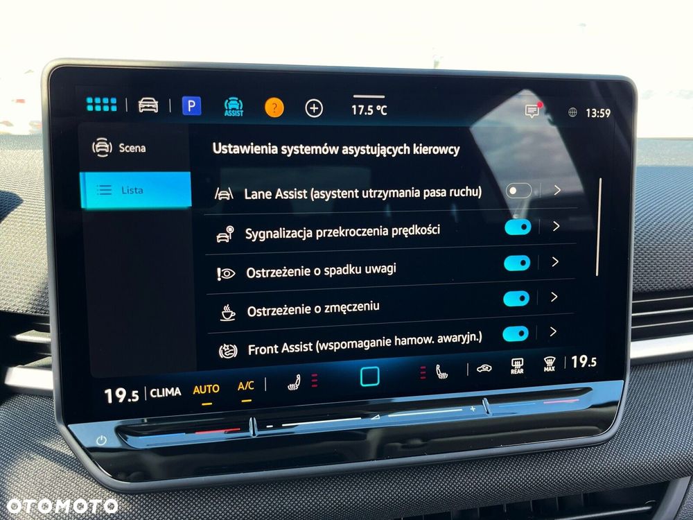 Volkswagen T-Roc 1.5 eTSI Life DSG - 14