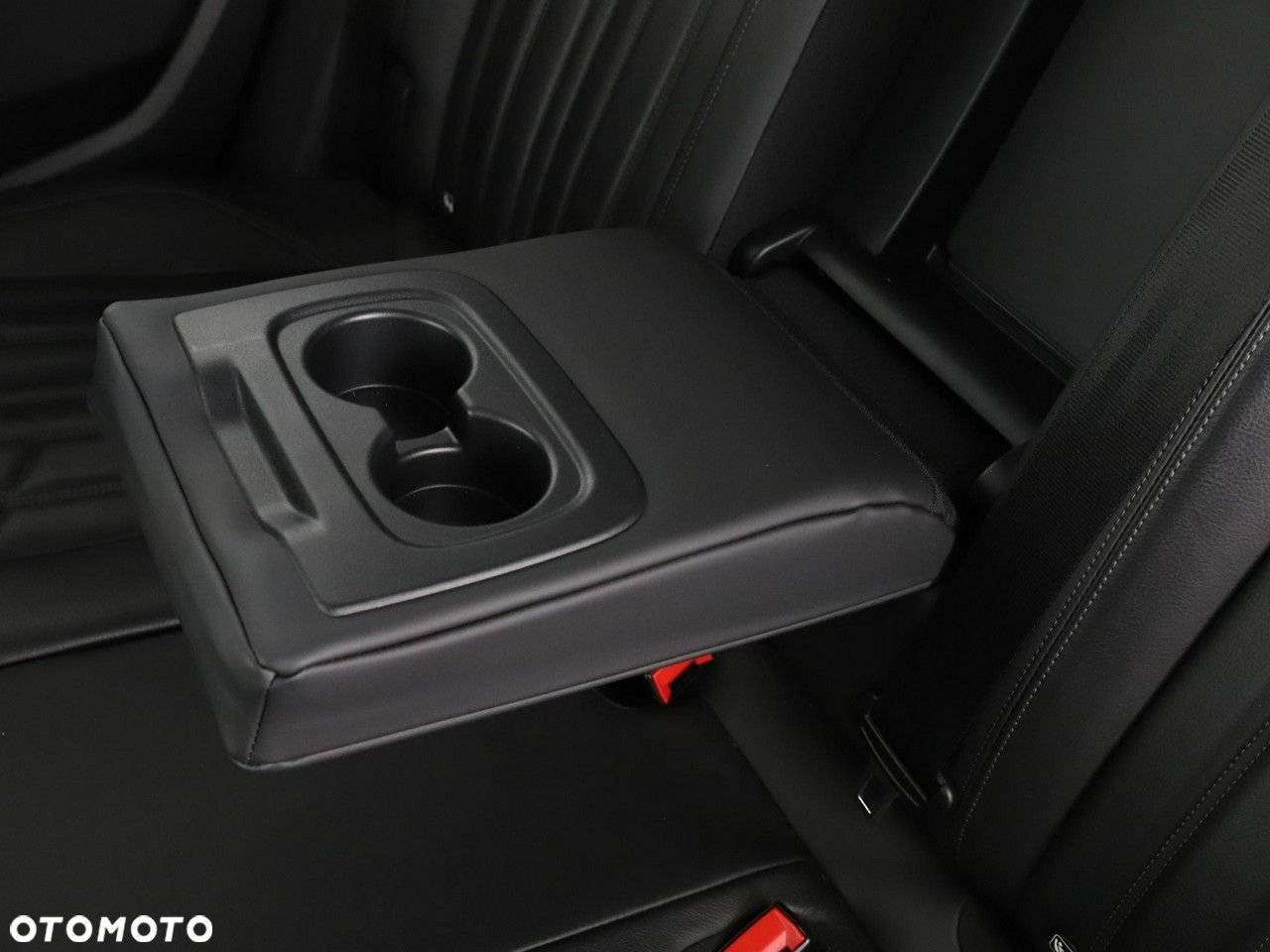 Peugeot 3008 1.2 PureTech Allure S&S EAT6 - 38