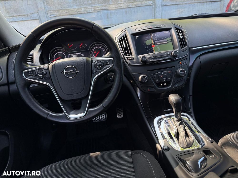Opel Insignia - 8