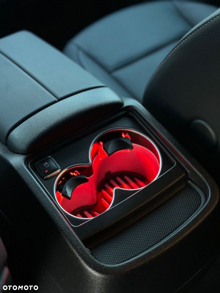Mercedes-Benz Klasa V 220 d lang 9G-TRONIC Avantgarde - 15