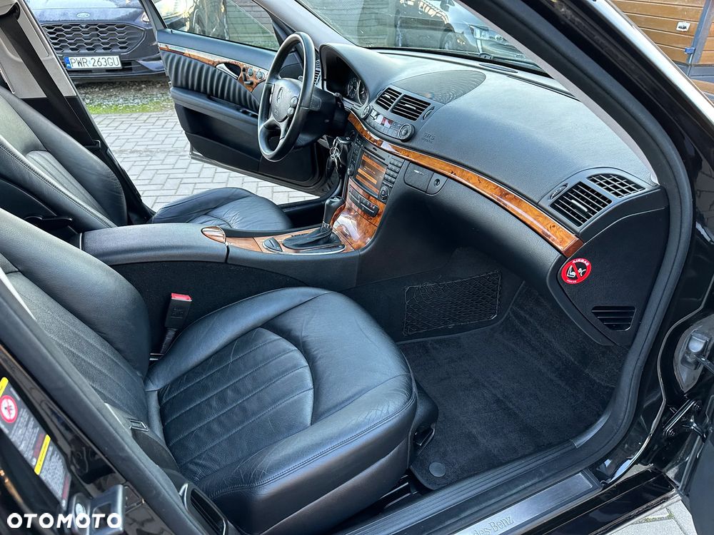 Mercedes-Benz Klasa E - 22