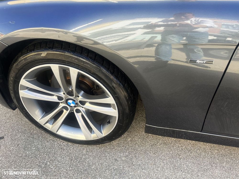 BMW 320 d Line Sport - 20