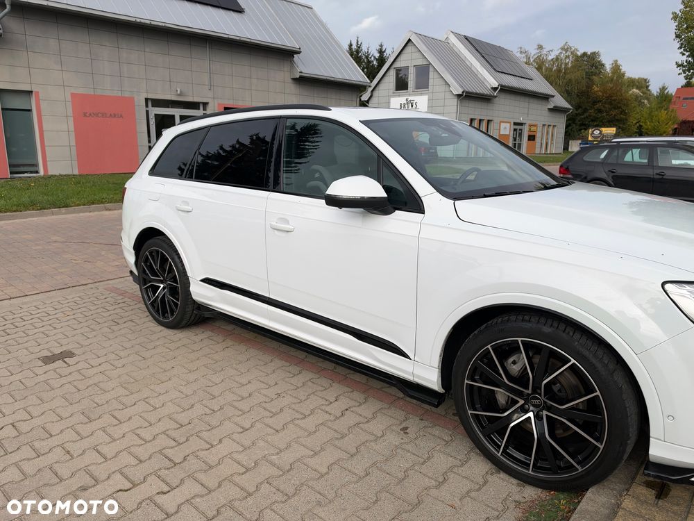 Audi Q7 2024 photo 4