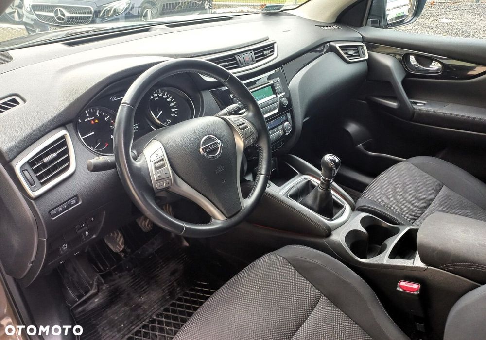 Nissan Qashqai - 10