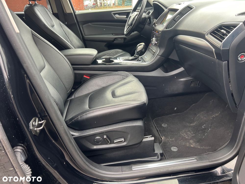 Ford S-Max 2.0 TDCi Titanium PowerShift - 7