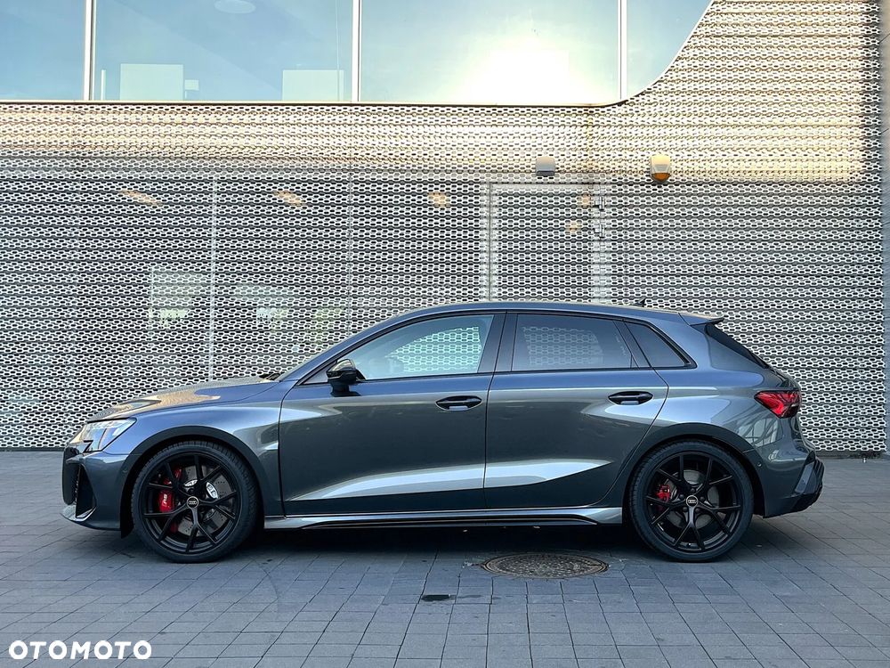 Audi RS3 Sportback - 7