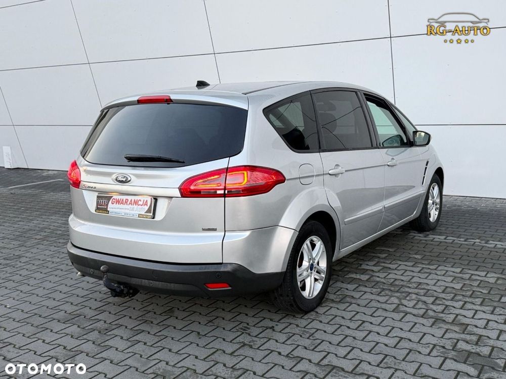 Ford S-Max - 9