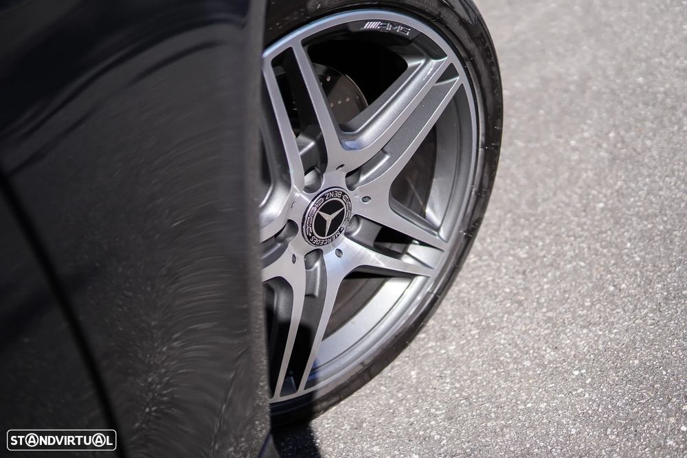 Mercedes-Benz E 300 Bluetec Hybrid Avantgarde - 15