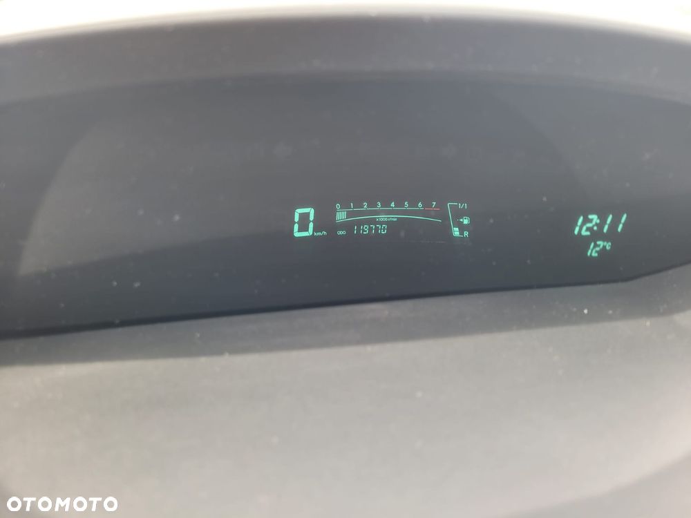 Toyota Yaris 1.3 Sol - 5