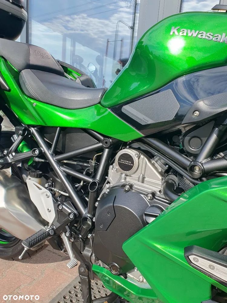 Kawasaki H2 - 36