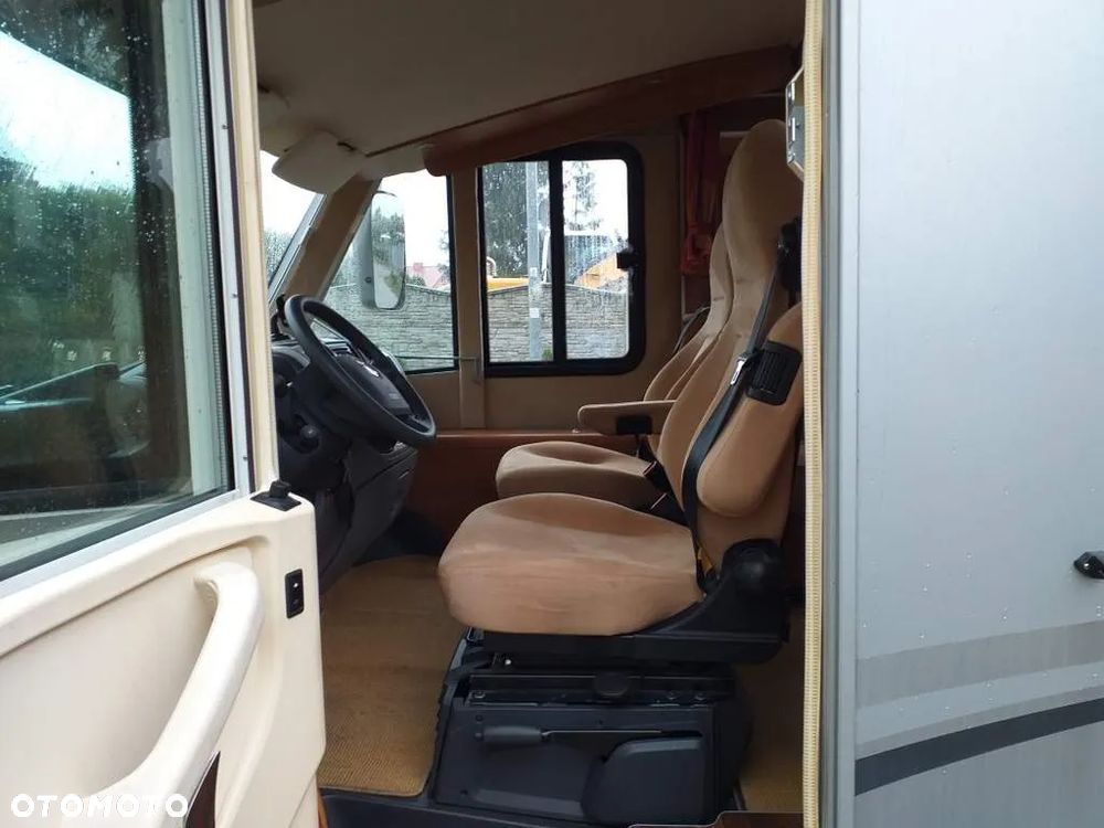 Fiat CARTHGO CHIC - 11