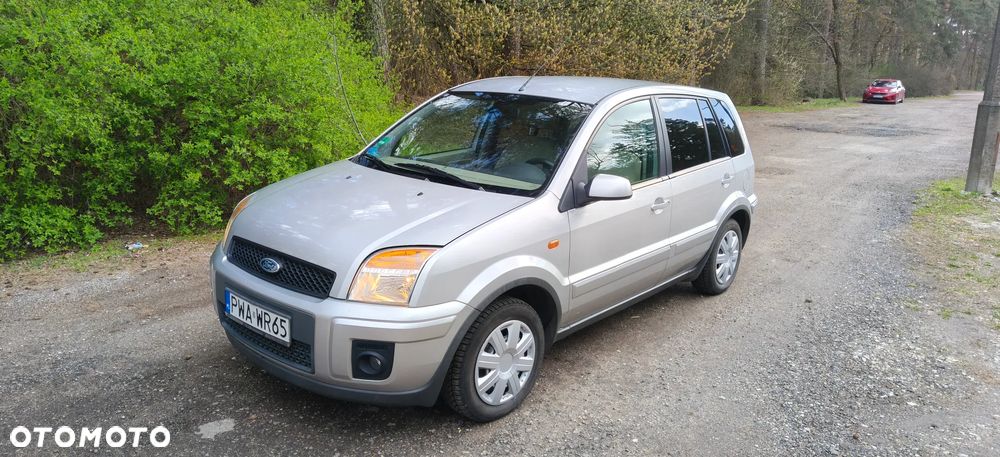 Ford Fusion 1.4 + - 1