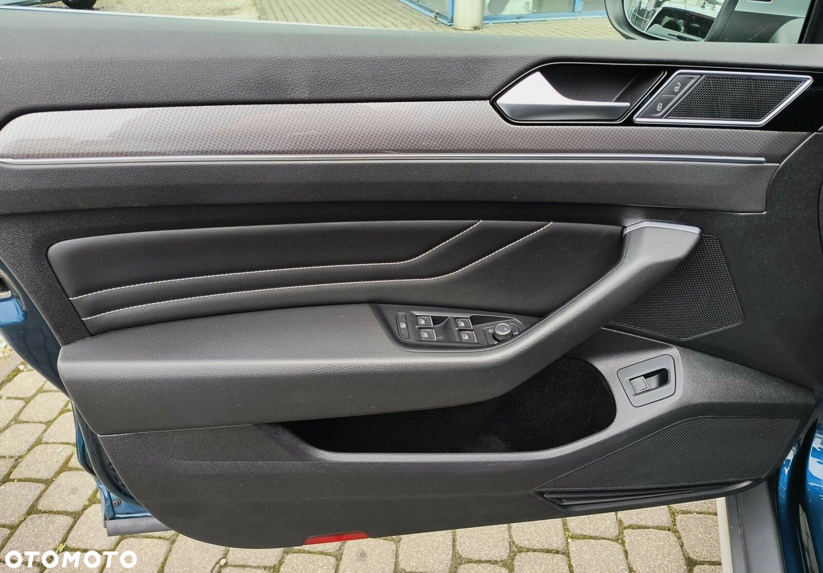 Volkswagen Passat 2.0 TDI 4Mot Elegance DSG - 23