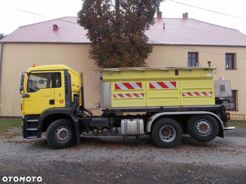 MAN TGA 2007r Piaskarka Solarka 6m SPECJALNY - 25
