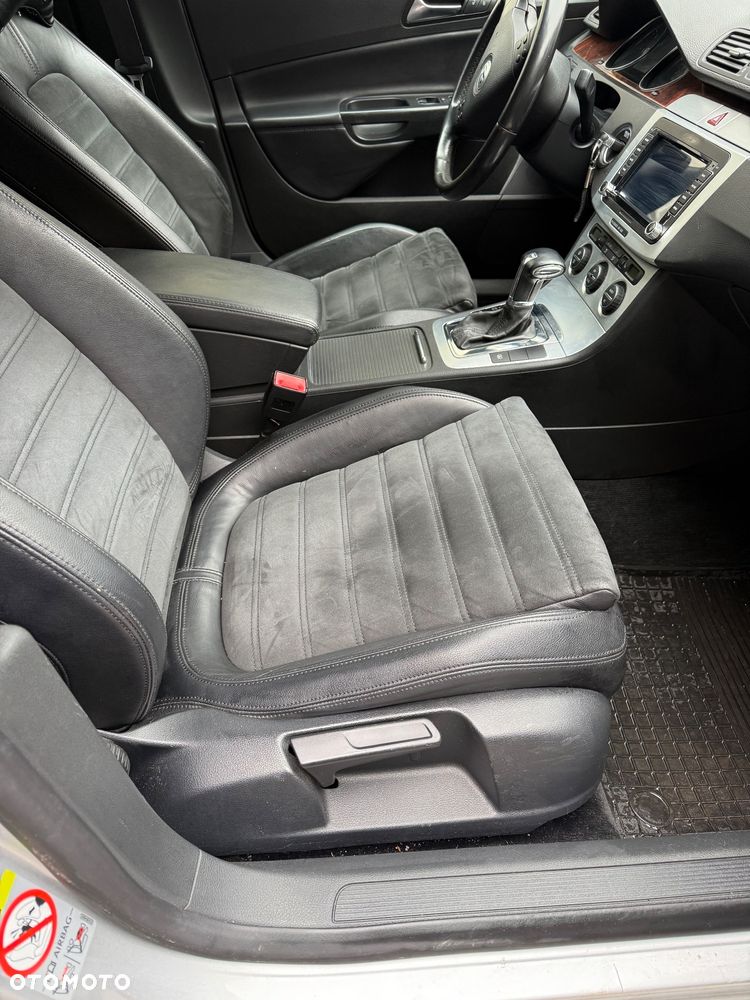 Volkswagen Passat 2.0 TDI Highline DSG - 8