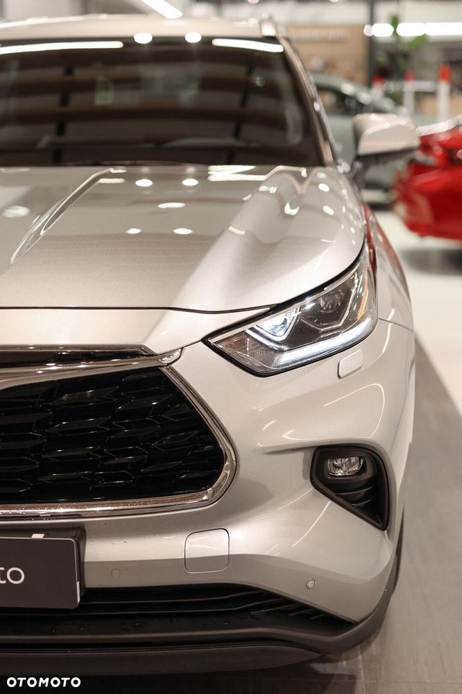 Toyota Highlander - 30