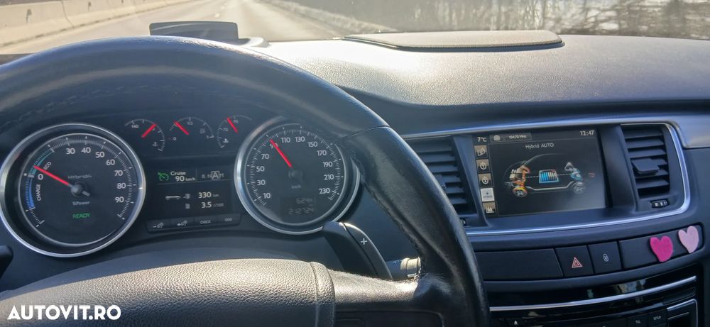 Peugeot 508 RXH Hybrid4 - 25