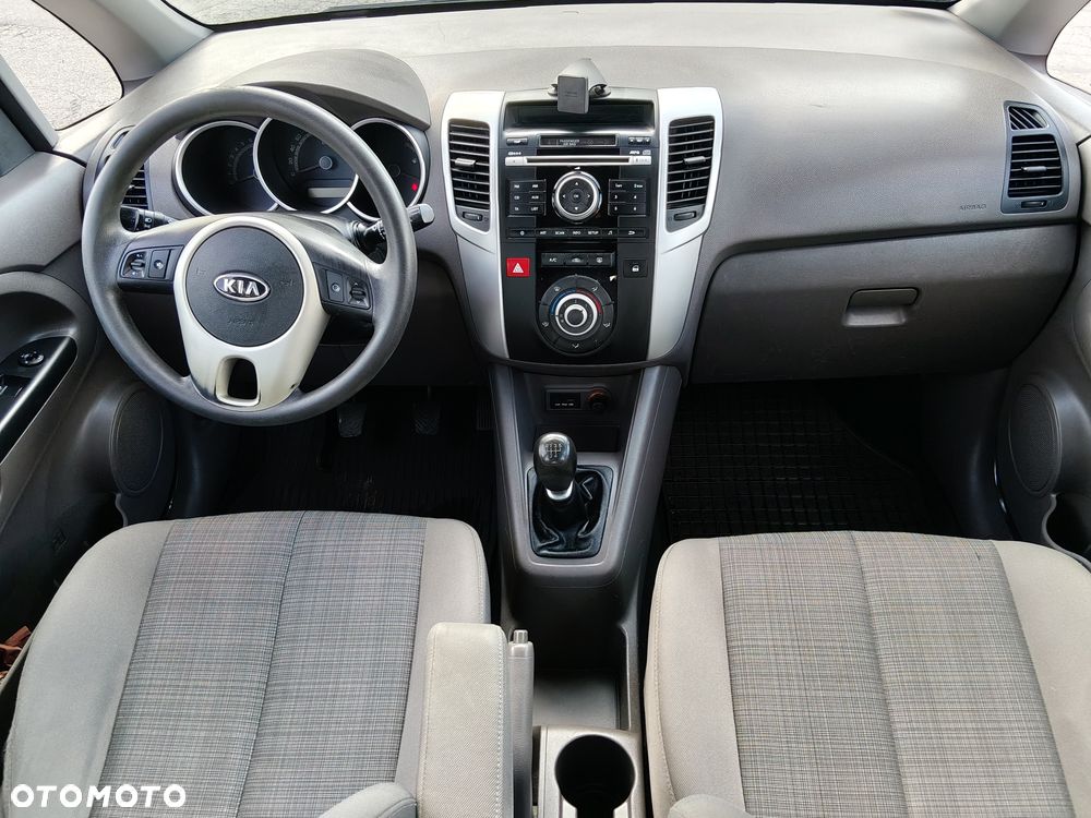 Kia Venga 1.4 L - 15