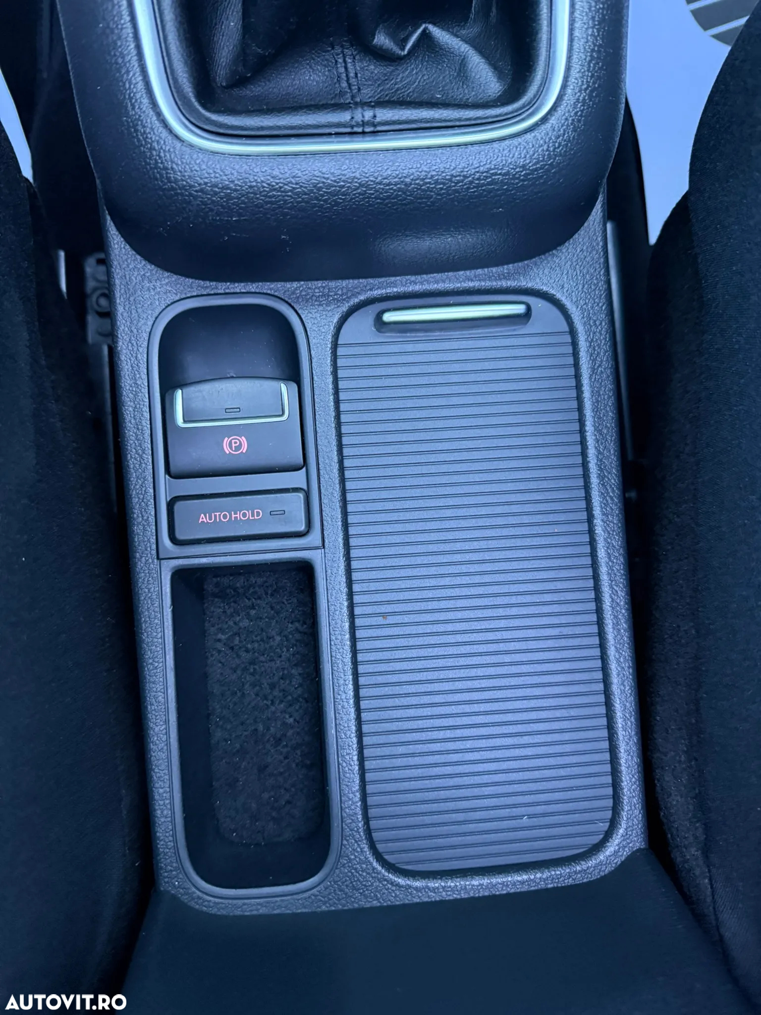Volkswagen Tiguan 1.4 TSI BlueMotion Technology Exclusive - 30