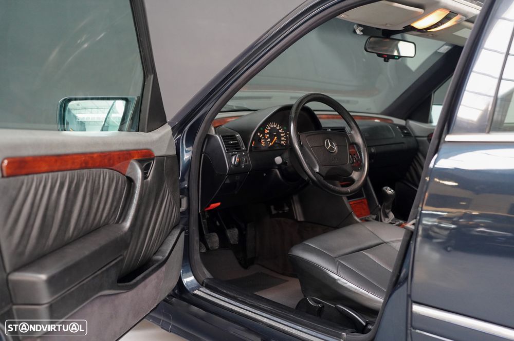 Mercedes-Benz C 250 TD Sport - 10