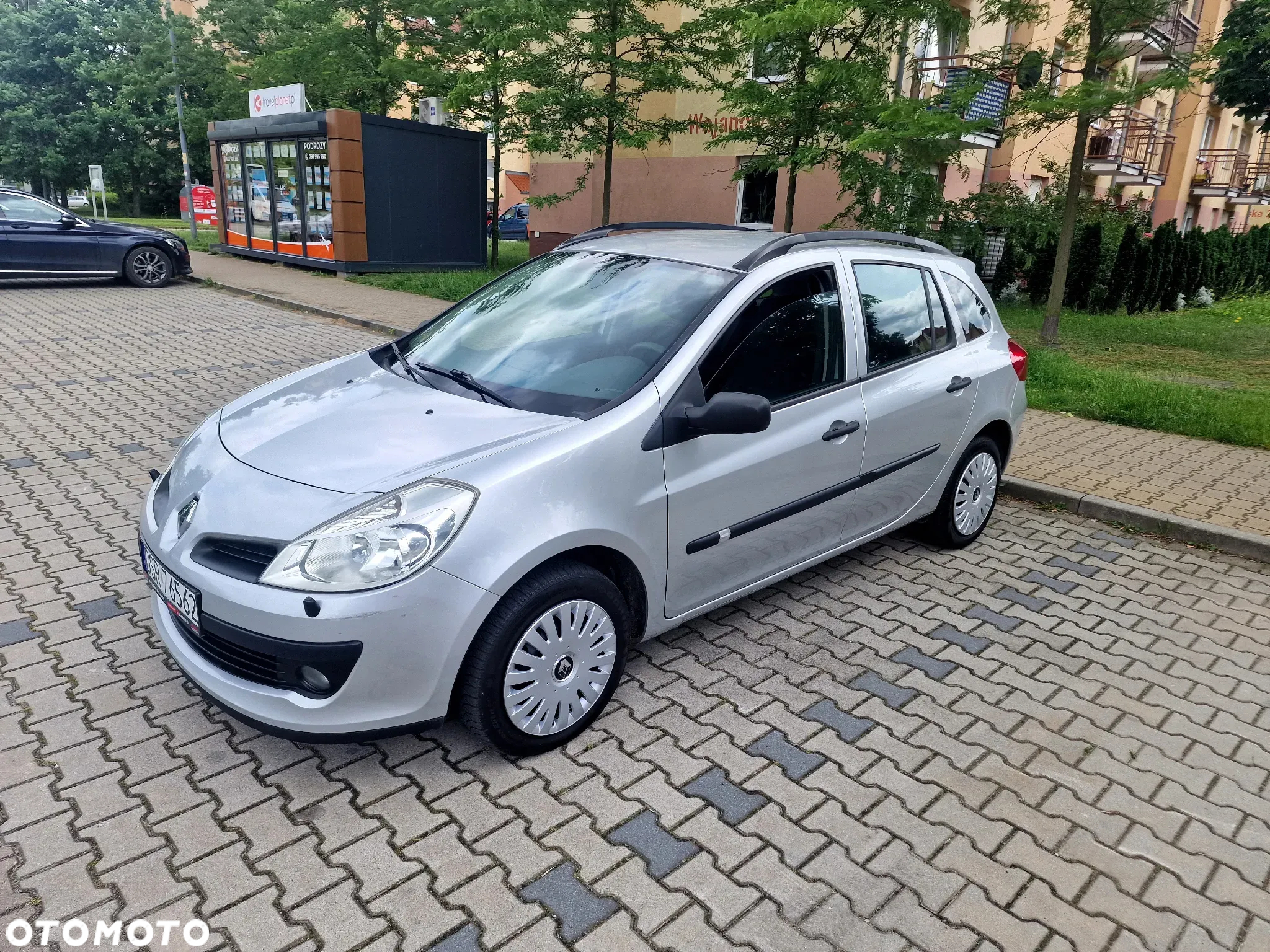 Renault Clio 1.2 16V 75 Grandtour Dynamique - 16