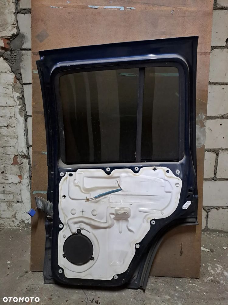 Drzwi JEEP LIBERTY 02-12' prawy tył (granatowe) - 2